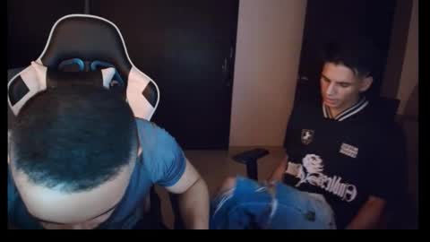 Snapshot of conradgrayson78 chatting on 11/21/25, 12:32 conradgrayson78 leonandresough online show from 11/21/25, 12:32