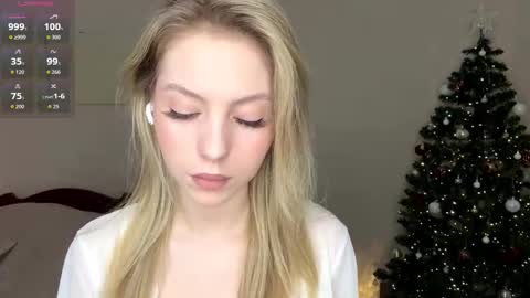 Hello im Sofia Welcme to my room .More hugs and kiss for you online show from 01/11/26, 07:13