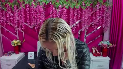 Constans online show from 01/07/25, 01:24