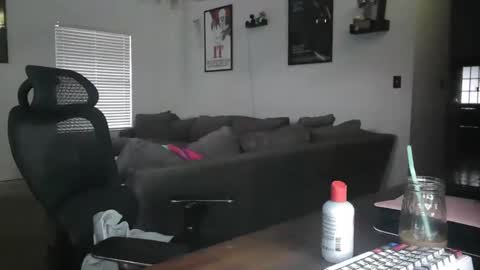 Snapshot of controllercutie chatting on 10/02/25, 11:50 controllercutie online show from 10/02/25, 11:50
