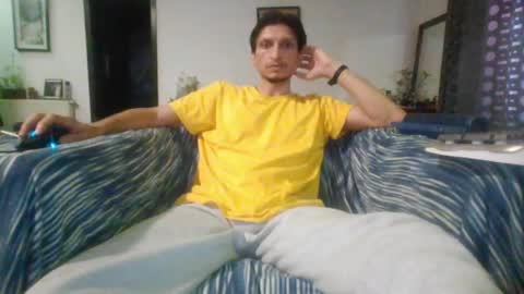 Snapshot of cool2buddies chatting on 06/05/26, 02:29 Cool2Buddies online show from 06/05/26, 02:29