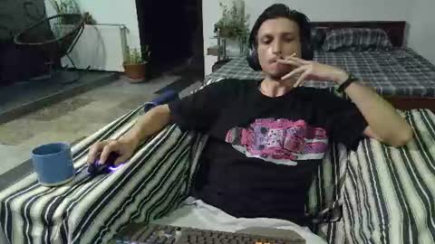 Cool2Buddies online show from 07/05/26, 08:49