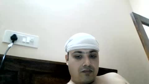 Cool Breeze09 online show from 06/01/26, 06:04