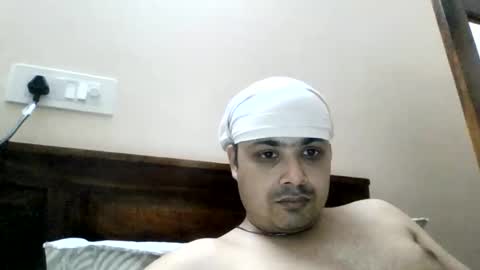 Cool Breeze09 online show from 06/08/26, 10:48