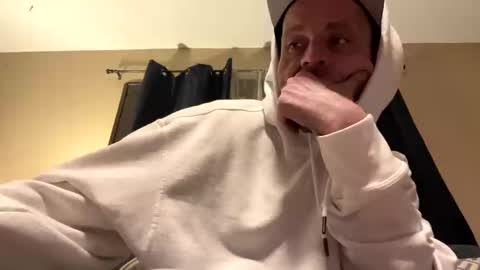 cooldadisalone online show from 09/26/25, 11:03