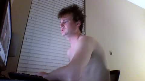 Snapshot of cooldude122222 chatting on 03/06/25, 10:41 cooldude122222 online show from 03/06/25, 10:41