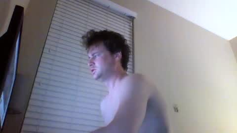 Snapshot of cooldude122222 chatting on 03/10/25, 09:10 cooldude122222 online show from 03/10/25, 09:10