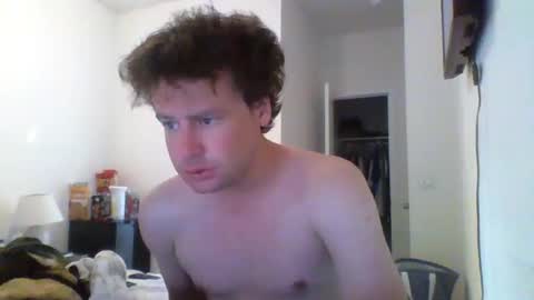 Snapshot of cooldude122222 chatting on 09/10/25, 01:11 cooldude122222 online show from 09/10/25, 01:11