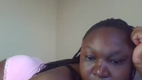 coolgirl001 online show from 10/17/25, 01:03