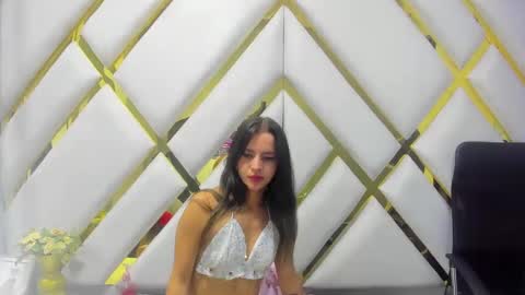 CooperEmma  online show from 12/20/24, 05:57