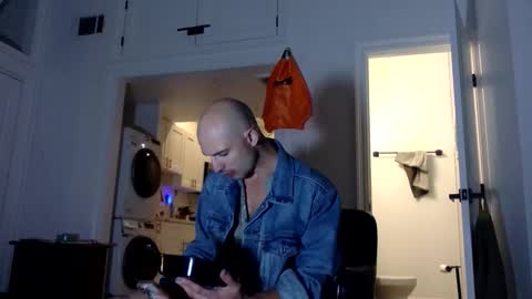 VADONIS online show from 01/15/26, 06:40