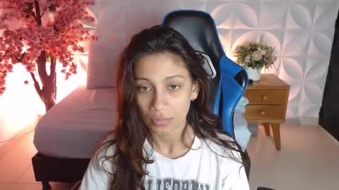  CORA  online show from 12/22/25, 12:35