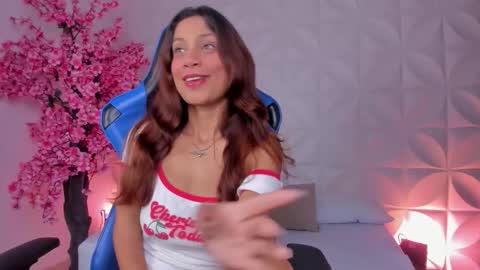 Snapshot of cora22_ chatting on 02/12/26, 12:55 CORA online show from 02/12/26, 12:55