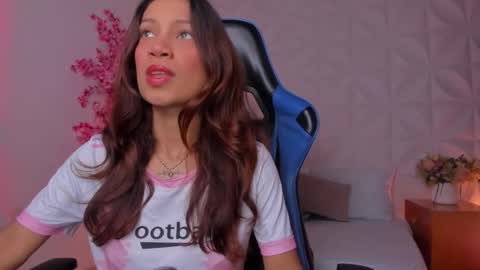 Snapshot of cora22_ chatting on 02/17/26, 12:45 CORA online show from 02/17/26, 12:45