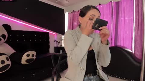 Snapshot of coral_gibson chatting on 02/04/26, 12:33 Coral online show from 02/04/26, 12:33