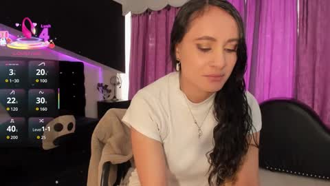 Snapshot of coral_gibson chatting on 02/09/26, 12:42 Coral online show from 02/09/26, 12:42