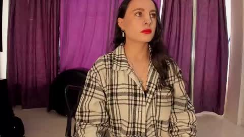 Snapshot of coral_gibson chatting on 03/03/26, 12:33 Coral online show from 03/03/26, 12:33