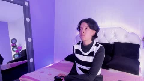 Snapshot of coralandocean chatting on 12/02/25, 12:32 Coral and Ocean online show from 12/02/25, 12:32