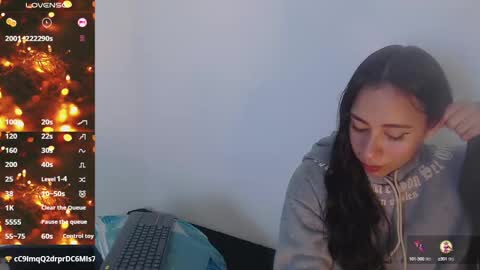 Snapshot of coraline2911 chatting on 01/03/25, 11:03 coraline2911 online show from 01/03/25, 11:03