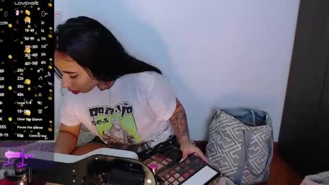 Snapshot of coraline2911 chatting on 02/18/25, 11:00 coraline2911 online show from 02/18/25, 11:00