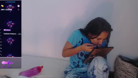 Snapshot of coraline2911 chatting on 03/05/25, 11:06 coraline2911 online show from 03/05/25, 11:06