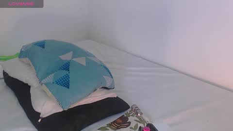 Snapshot of coraline2911 chatting on 03/06/25, 11:03 coraline2911 online show from 03/06/25, 11:03