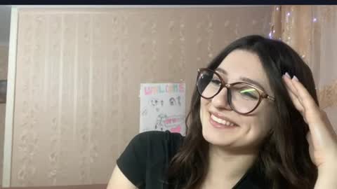 Elisheva online show from 04/20/26, 01:36