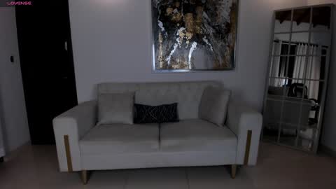 Corinne Russo online show from 01/27/25, 05:03