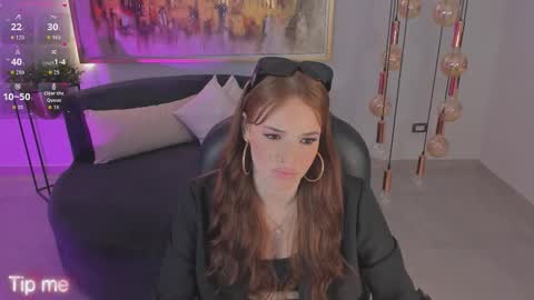 Corinne Russo online show from 09/25/25, 01:31