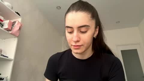 corneliakonstantinidi online show from 06/06/26, 01:16