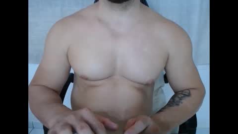 corolaxxl online show from 12/02/25, 01:11