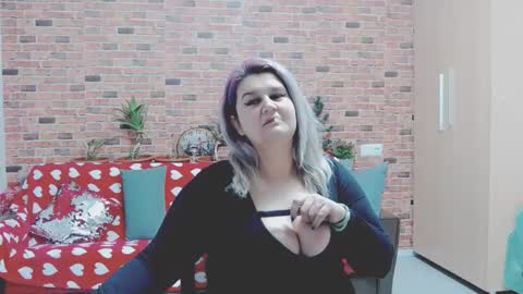 Snapshot of corymilf chatting on 01/18/25, 07:37 Elisa online show from 01/18/25, 07:37