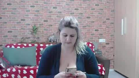 Snapshot of corymilf chatting on 03/04/25, 08:46 Elisa online show from 03/04/25, 08:46