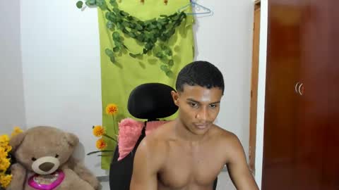 Ethan  online show from 02/05/25, 03:34