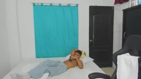 Ethan  online show from 10/10/25, 01:15