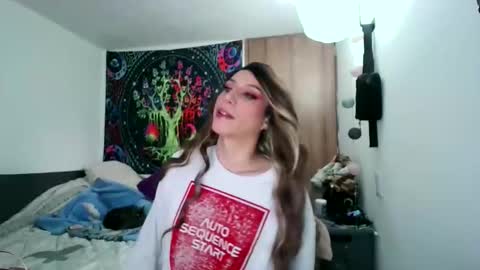 cosmic_crystal online show from 11/09/25, 09:24