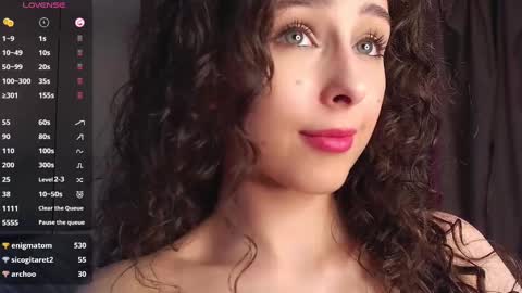 Snapshot of cosmos_baby chatting on 03/12/25, 05:17 Luna online show from 03/12/25, 05:17