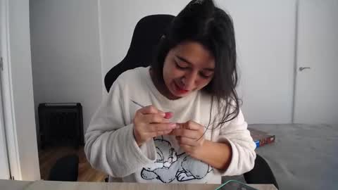 costantine helena24 online show from 11/28/25, 11:57