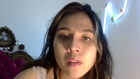 Liz Gwyneth Charlota online show from 02/12/25, 06:51