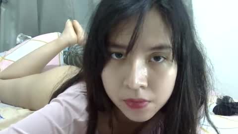 Snapshot of cottoncandygirl9898 chatting on 05/18/26, 04:24 Liz Gwyneth Charlota online show from 05/18/26, 04:24