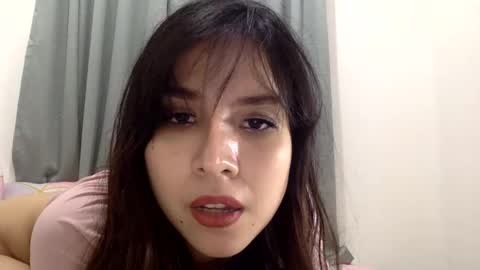 Snapshot of cottoncandygirl9898 chatting on 05/26/26, 01:40 Liz Gwyneth Charlota online show from 05/26/26, 01:40