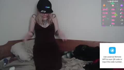 Snapshot of cottonmoufqueen chatting on 03/08/26, 06:55 cottonmoufqueen online show from 03/08/26, 06:55