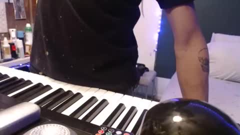 Corey online show from 10/11/25, 07:34