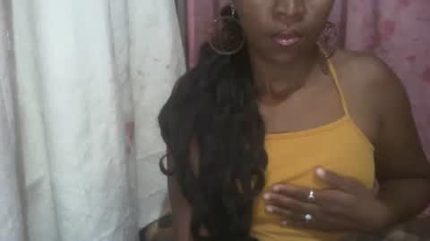 couleur_vanille online show from 02/28/25, 12:10