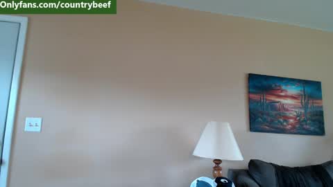 Snapshot of countrybeef chatting on 05/15/26, 02:57 countrybeef online show from 05/15/26, 02:57