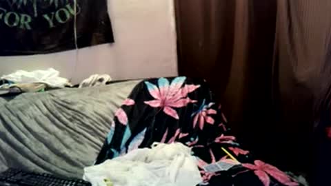 Alaskawildcouple online show from 02/05/25, 01:00