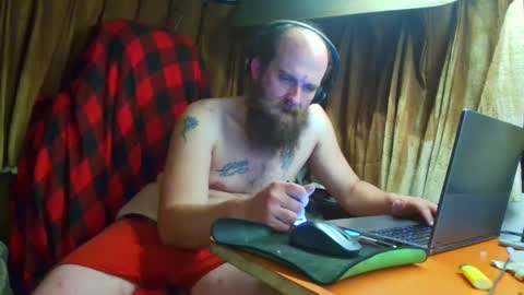 Alaskawildcouple online show from 09/18/25, 01:46