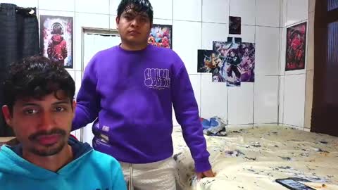 Snapshot of couple_boylatin_21cm_22cm chatting on 05/14/26, 08:37 Jonathan Jhonaz online show from 05/14/26, 08:37