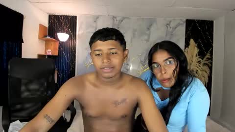 Jonatham and Marllory online show from 04/23/26, 02:19