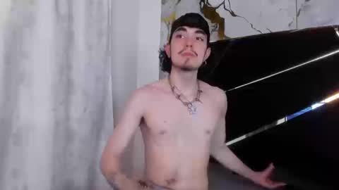 Snapshot of couple_in_heat_ chatting on 02/27/26, 07:36 couple_in_heat_ online show from 02/27/26, 07:36